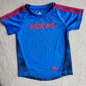 🚨3/$10 Short Sleeve Adidas Shirt